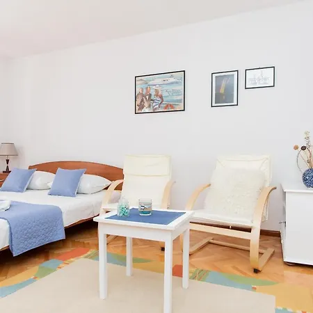 Beautiful Cozy Jug In Neighbourhood. ספליט