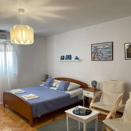 Beautiful Cozy Jug In Neighbourhood. * 스플리트