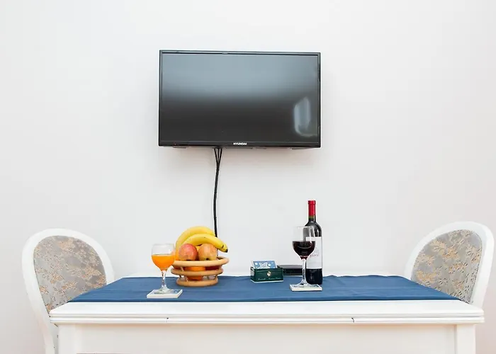 Beautiful Cozy Jug In Neighbourhood. 아파트 스플리트