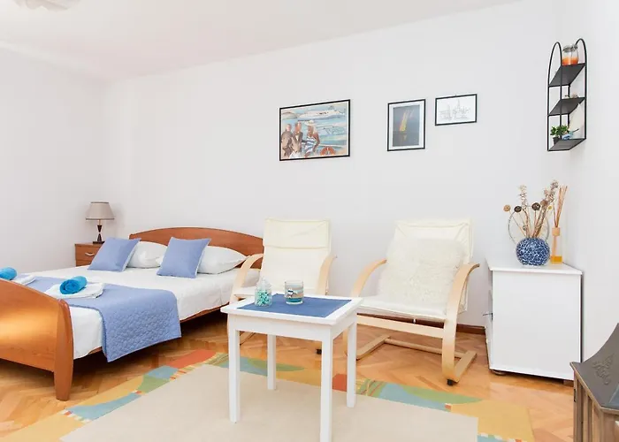 Beautiful Cozy Jug In Neighbourhood. 스플리트