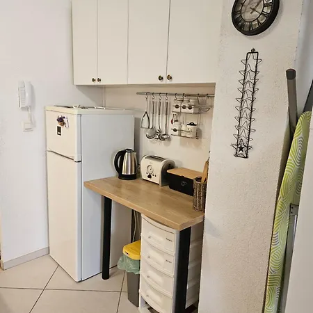 Appartement Beautiful Cozy Jug In Neighbourhood. *